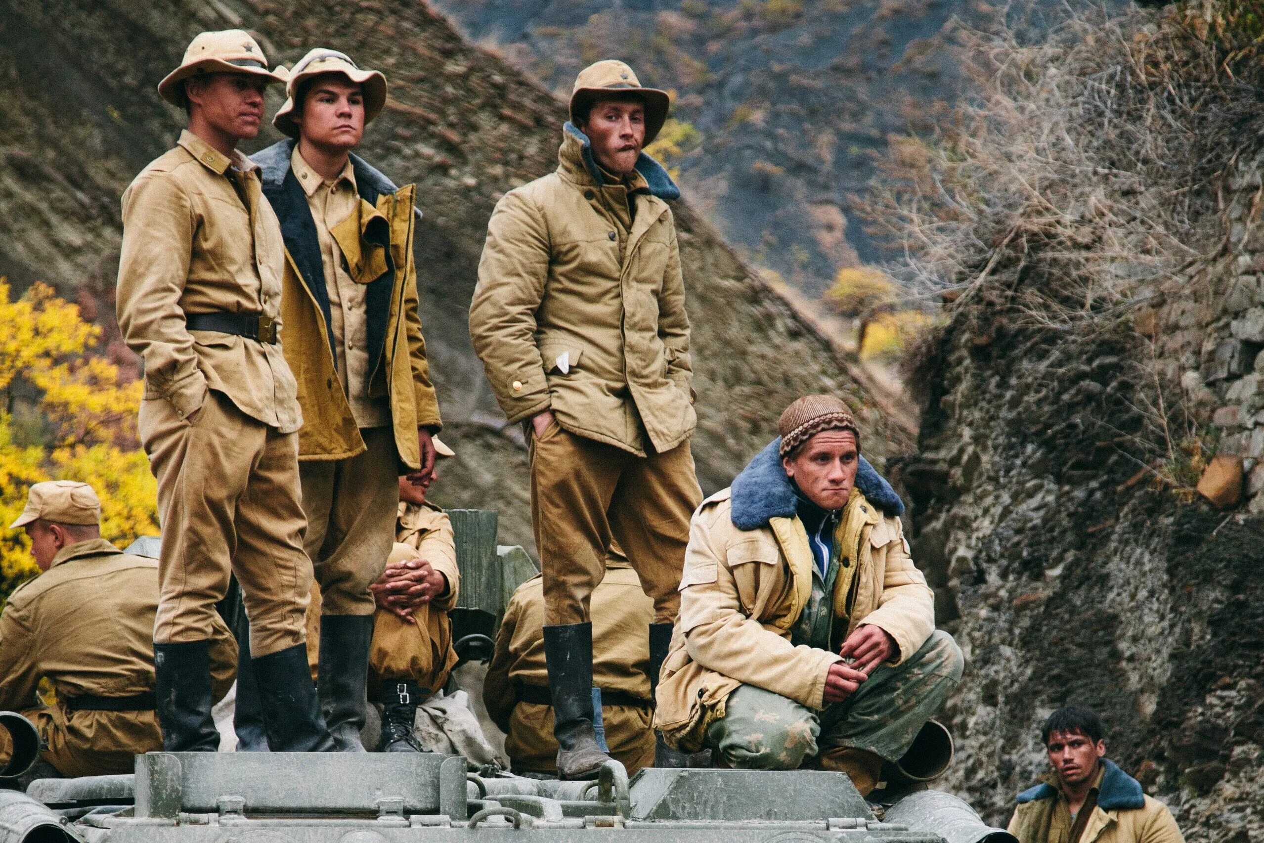 Братство 2019 постер. Братство лунгина кадры. Русский фильм про афганистан братство. Братство фильм 2019 постер. Братство фильм павла лунгина.