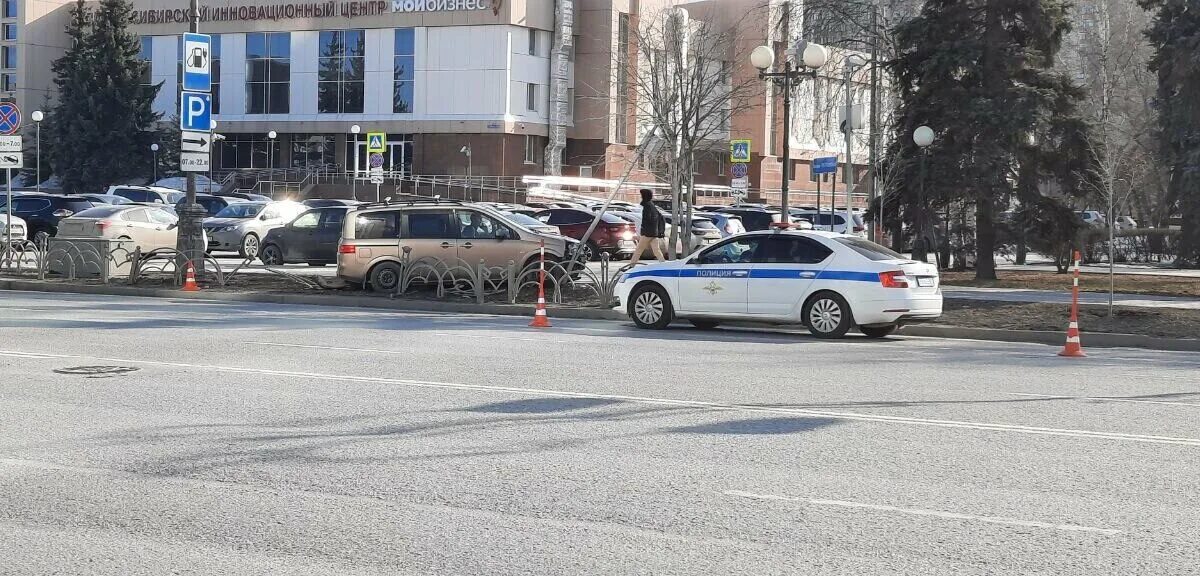 Перекресток в городе. Перекресток дорожный. Перекресток в городе Россия. Новости дзен сегодня самые свежие читать