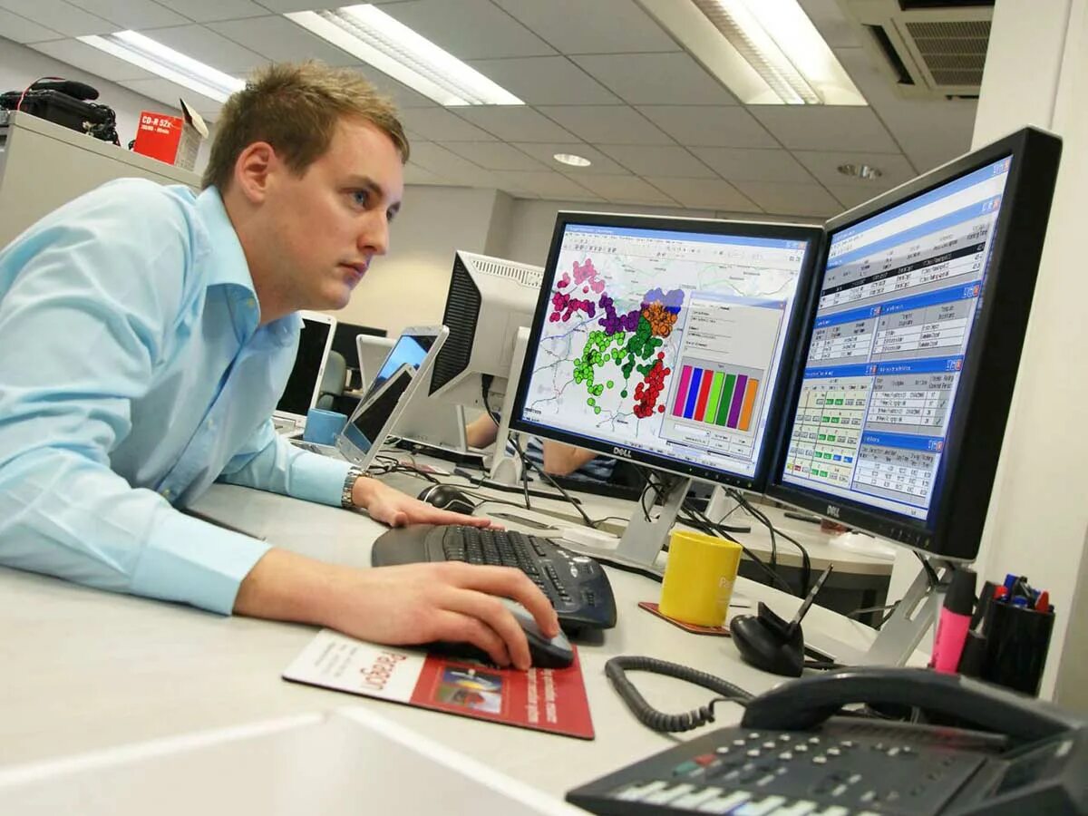 работа логистом в мысках