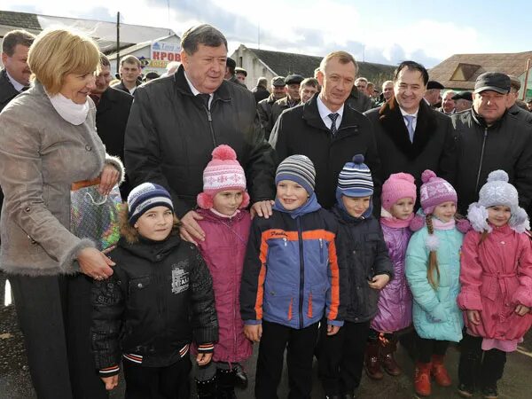 Поселок дубровка брянская область. Рабочий поселок дубровка брянская область. Поселок дубровка брянская область. Погода дубровка подробно. Погода дубровка подробно.