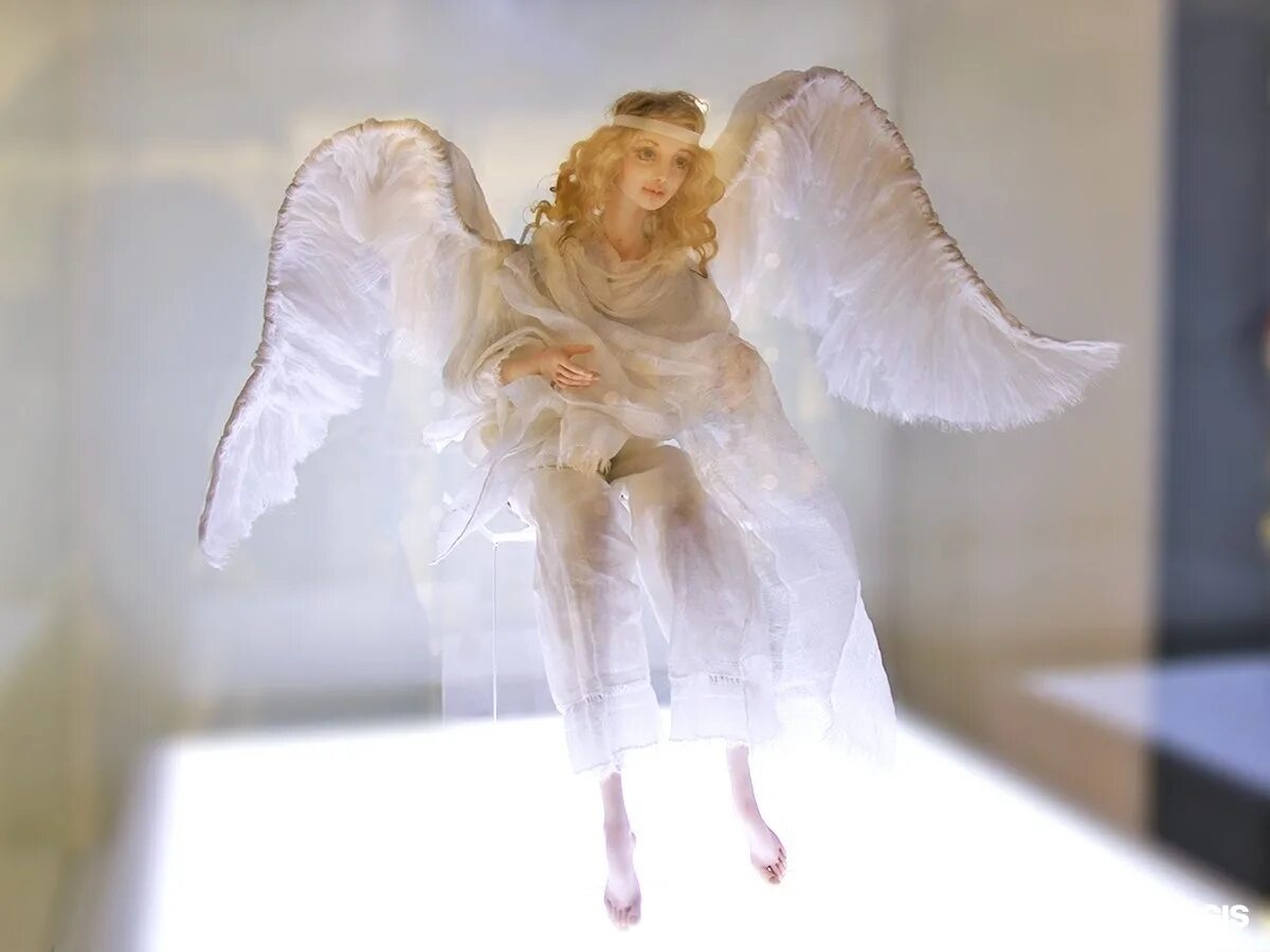 фотка настоящего ангела. фотка настоящего ангела. настоящие ангелы. ангел с большими белыми крыльями. ангелочек настоящий.