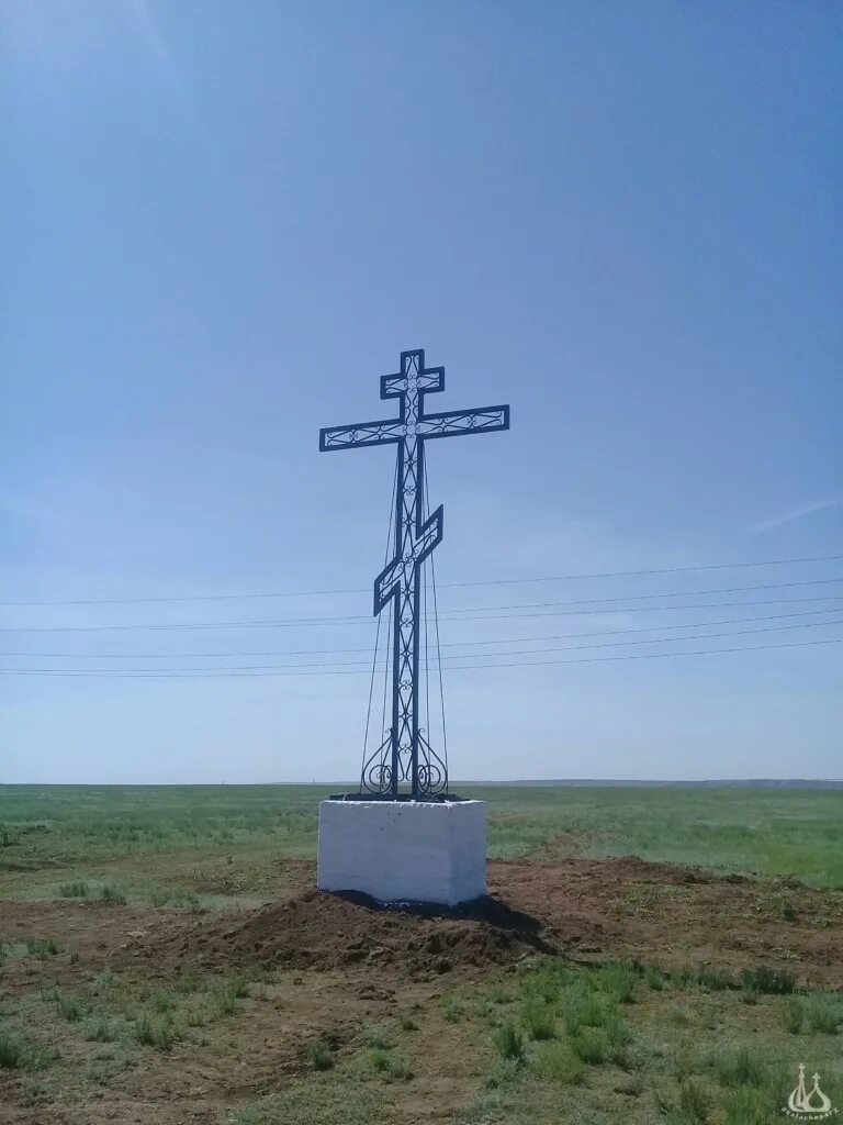 Погода волгоградская область старополтавский район село. Алексеевка Кинельский район поклонный крест. Хутор Артановский поклонный крест. Поклонный крест в селе Знаменское Пильнинский. Поклонный крест Задонский район.