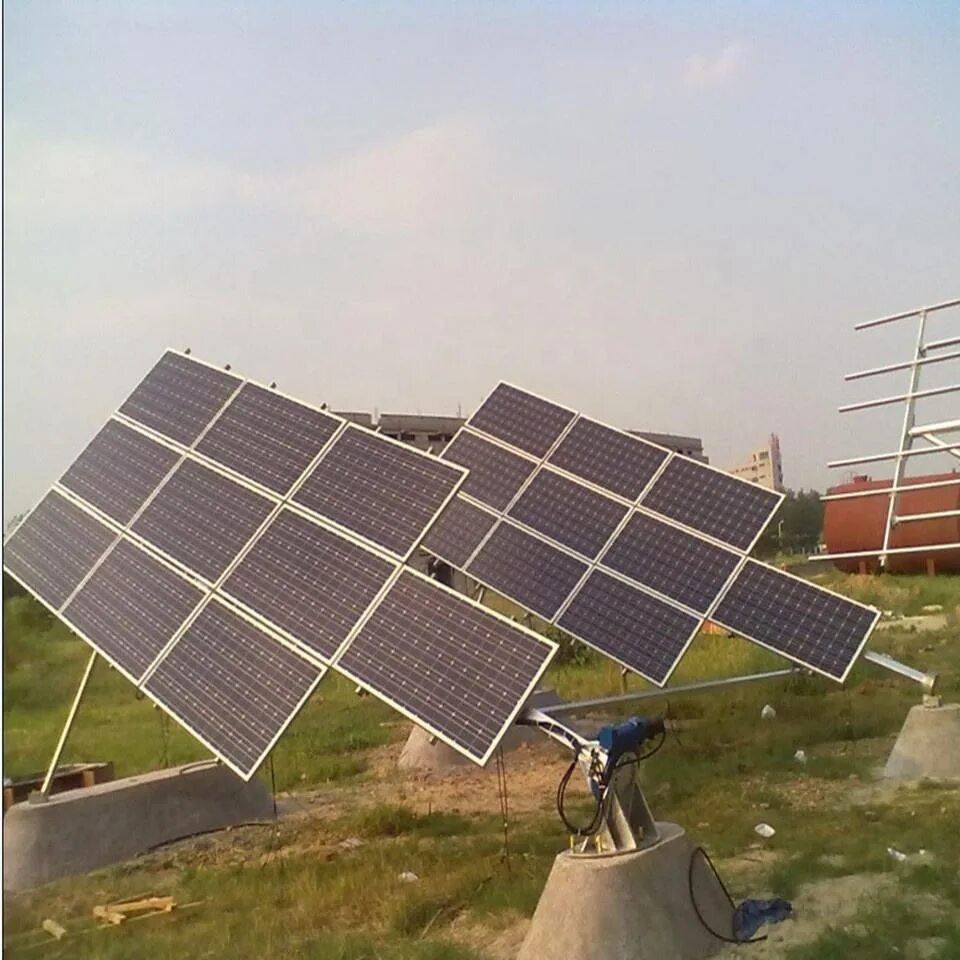 Solar tracker. Одноосевой солнечный трекер. single axis solar tracker. одноосный трекер для солнечных батарей. passive solar trackers.
