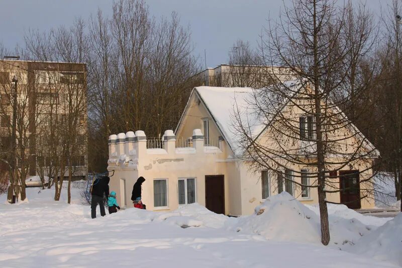 Погода в коммунаре гатчинского. Коммунар (Гатчинский район). Посёлок Коммунар Ленинградская область. Город Коммунар Гатчинский район. Коммунары Ленинградская область Гатчинский район.