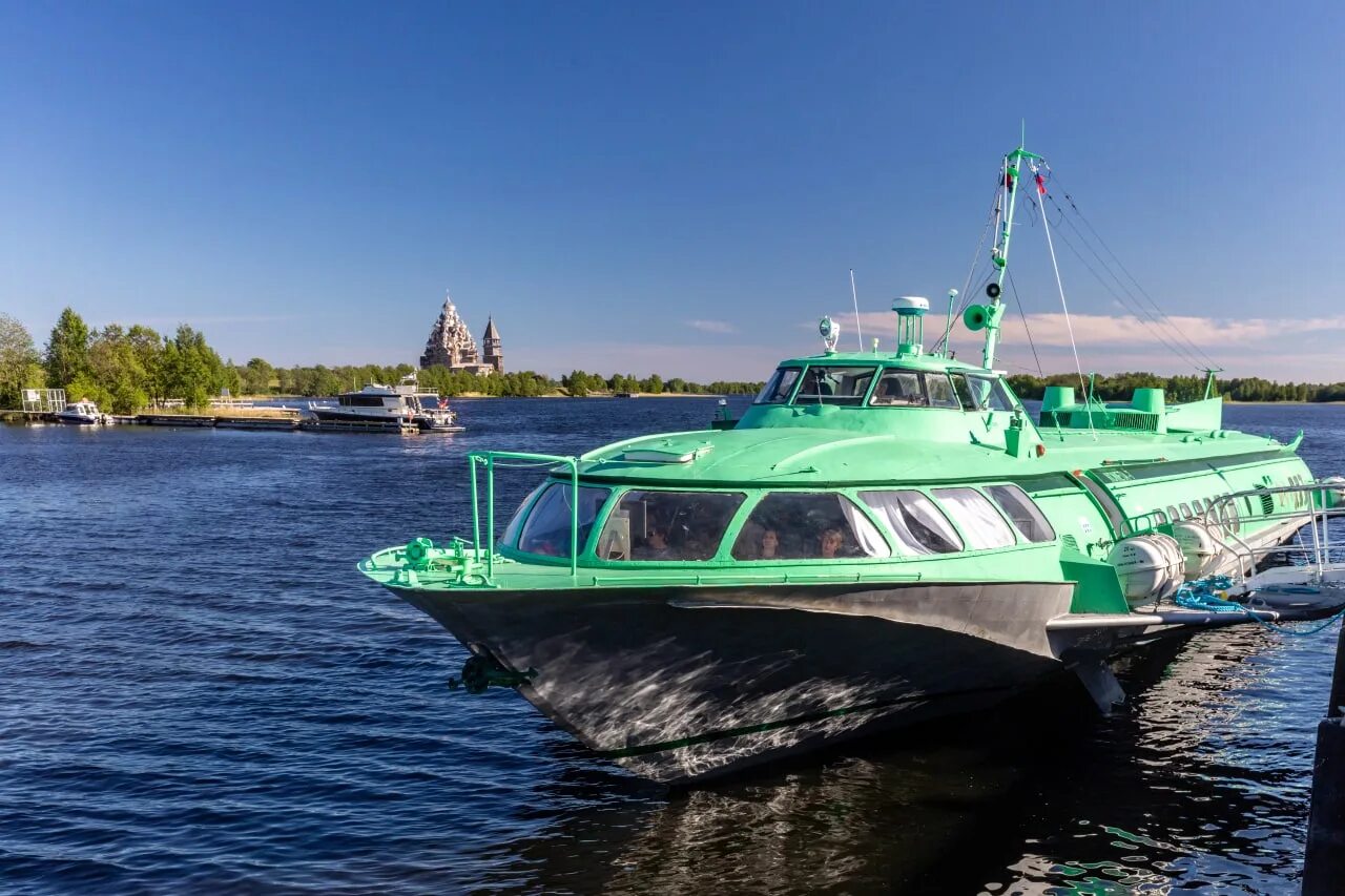 Билеты на метеор в кижи из петрозаводска. Метеор петрозаводск. метеор кижи. комета петрозаводск кижи. до кижи на метеоре.