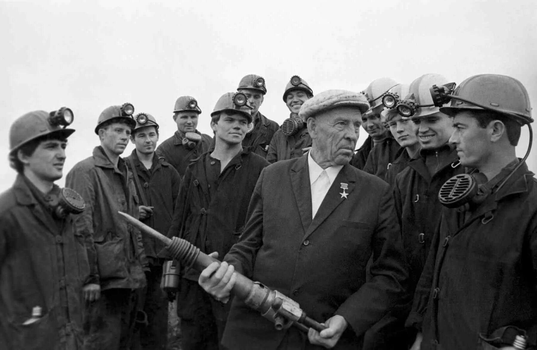Стаханов шахтер. Шахтеры ссср. Шахта коркинская. Советские шахтеры. Фотографии советский шахтёр.