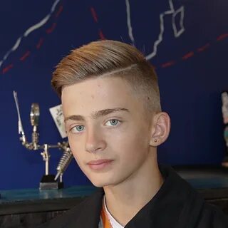 Фото модной причёски для мальчиков 10-11 лет