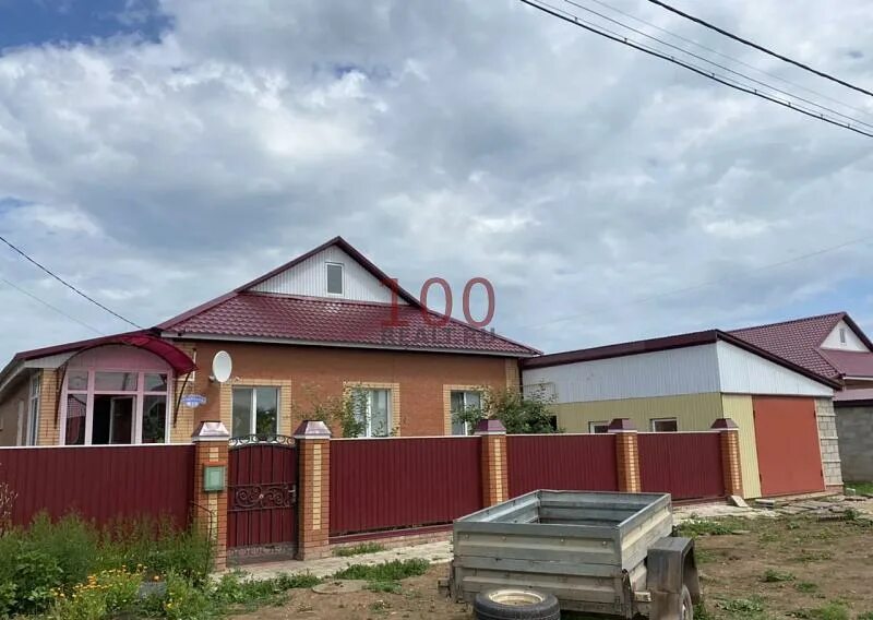 Авито бугуруслан квартиры. Дом долженкова бугуруслан. улица долженкова в бугуруслане. коттеджи в бугуруслане. бугуруслан улица партизанская.