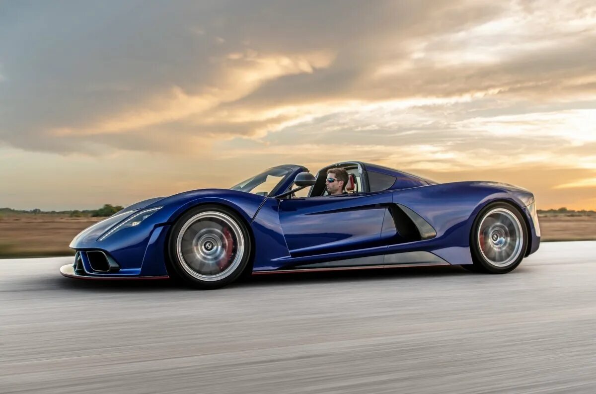 Самую простую машину в мире. Hennessey venom fs roadster. hennessey venom gt. самая быстрая машина в мире. самая быстрая тачка в мире.