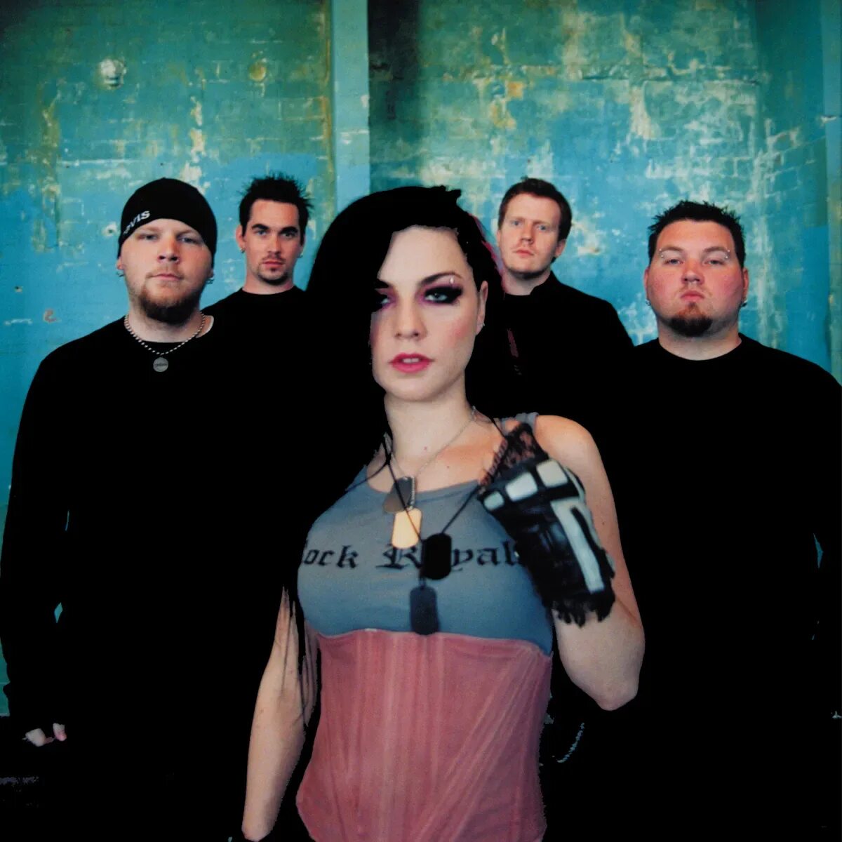 Amy lee evanescence 2003. Evanescence. Evanescence солистка. Эваненсис песни слушать. Эваненсис песни слушать.