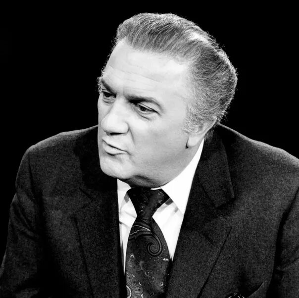 Федерико феллини 1 час. Феллини. Федерико феллини фото. Феллини про. Рим феллини 1972.