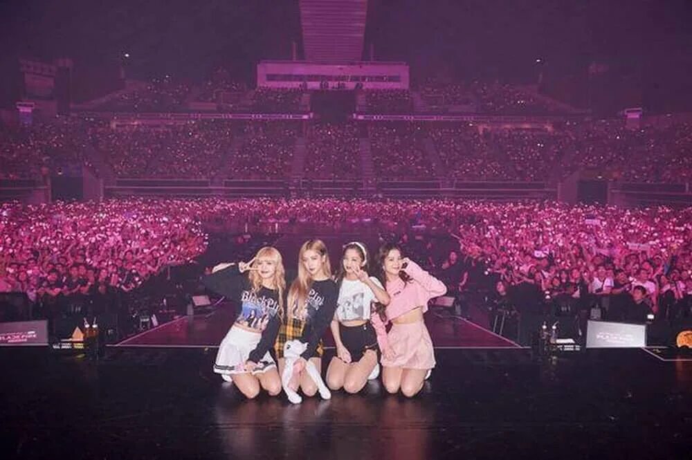 Концерты в бангкоке. Блэк Пинк концерт. BLACKPINK Concert. Black Pink Concert. BLACKPINK Concert 2022.