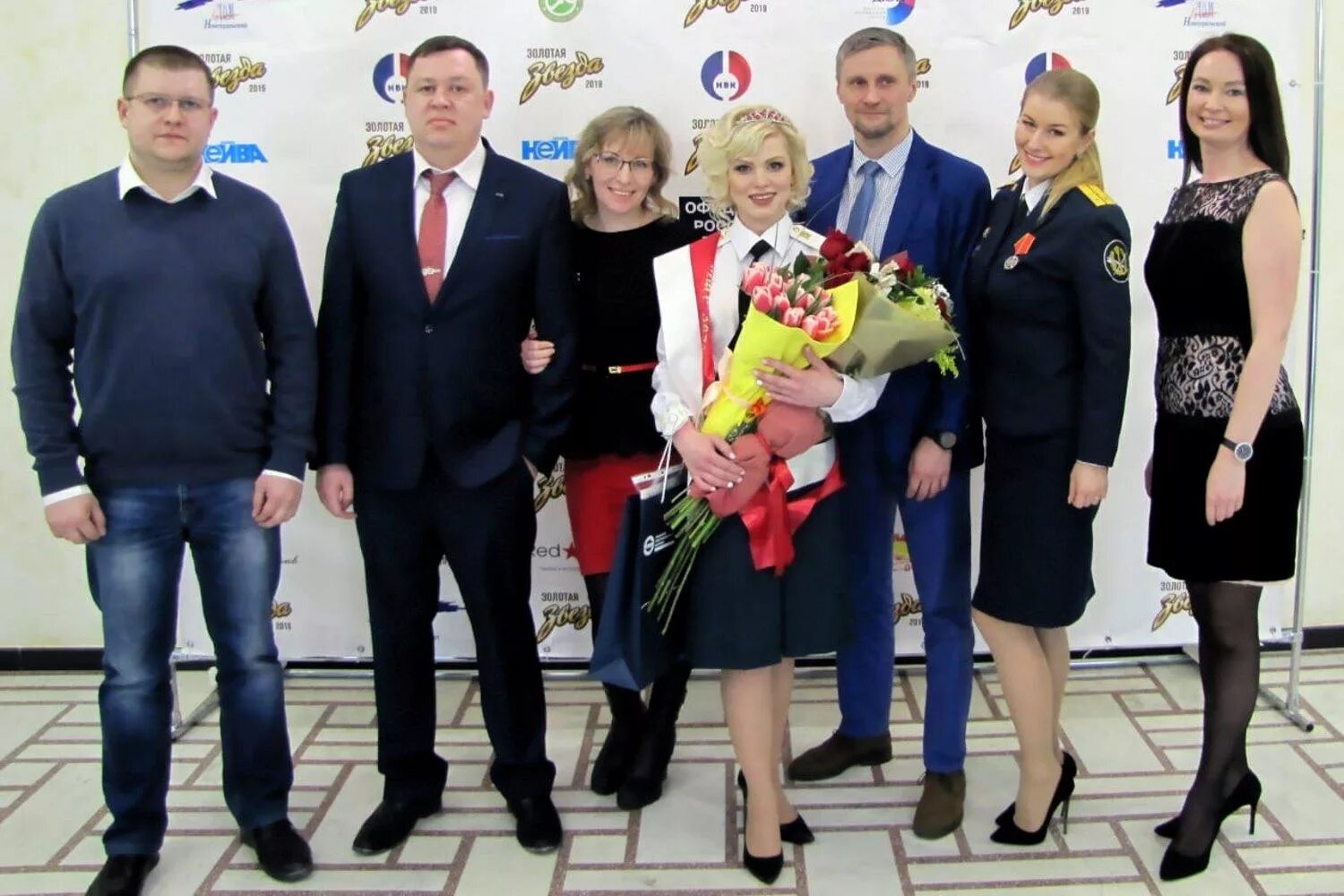 Некипелова наталья владимировна. Подслушано картинки. Типичный новоуральск подслушано. Новоуральск сквер у мифи. Олень подслушано.