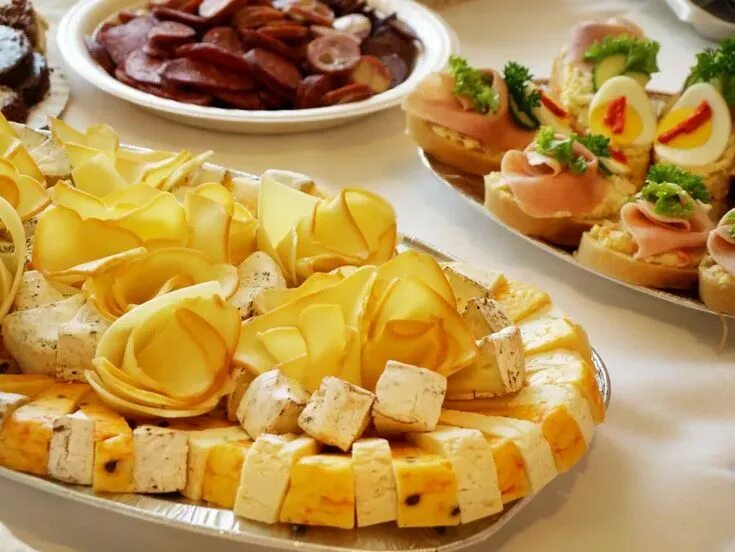 Красивое оформление сыра Сырная тарелка!: фото 17529328 TZAR catering