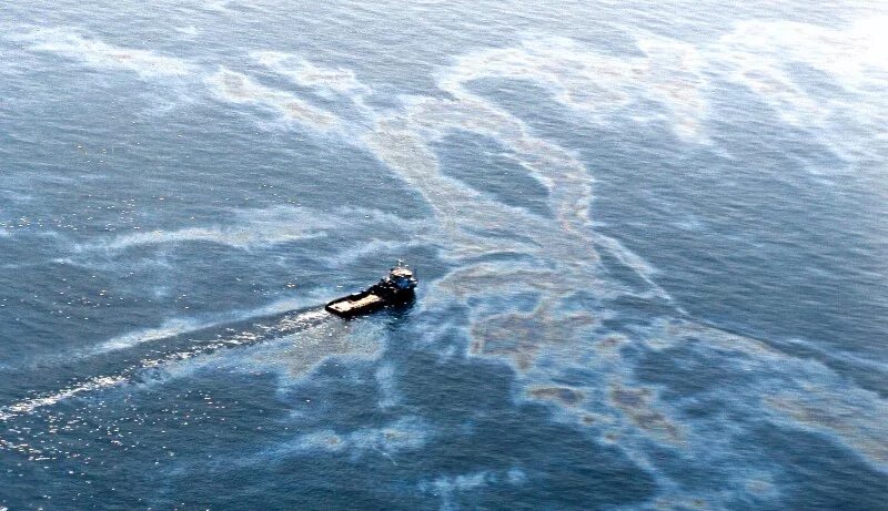Международные конвенции загрязнения нефтью. Разлив нефти в море. Аварийный разлив нефти. Предотвращение загрязнения моря. Ликвидация нефтяного пятна в море.