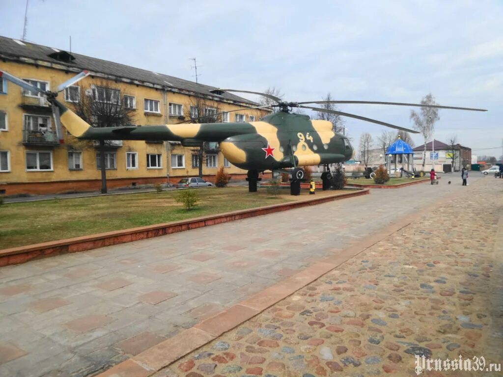 Советск музей. Музей военной техники в Советске Калининградской области. Музей военной техники в Советске. Советск аллея военной техники. Советск Калининградская область Военная техника.