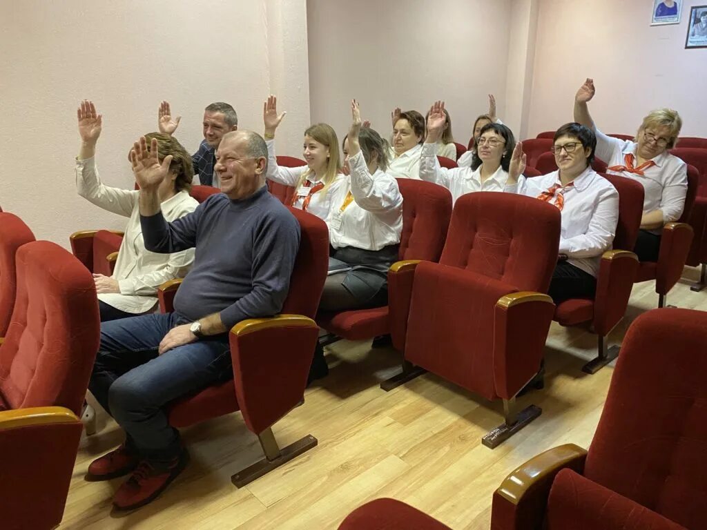 Прошло отчетное собрание. Собрание. собрание профсоюза. профсоюзы. банковско-финансовый профсоюз.