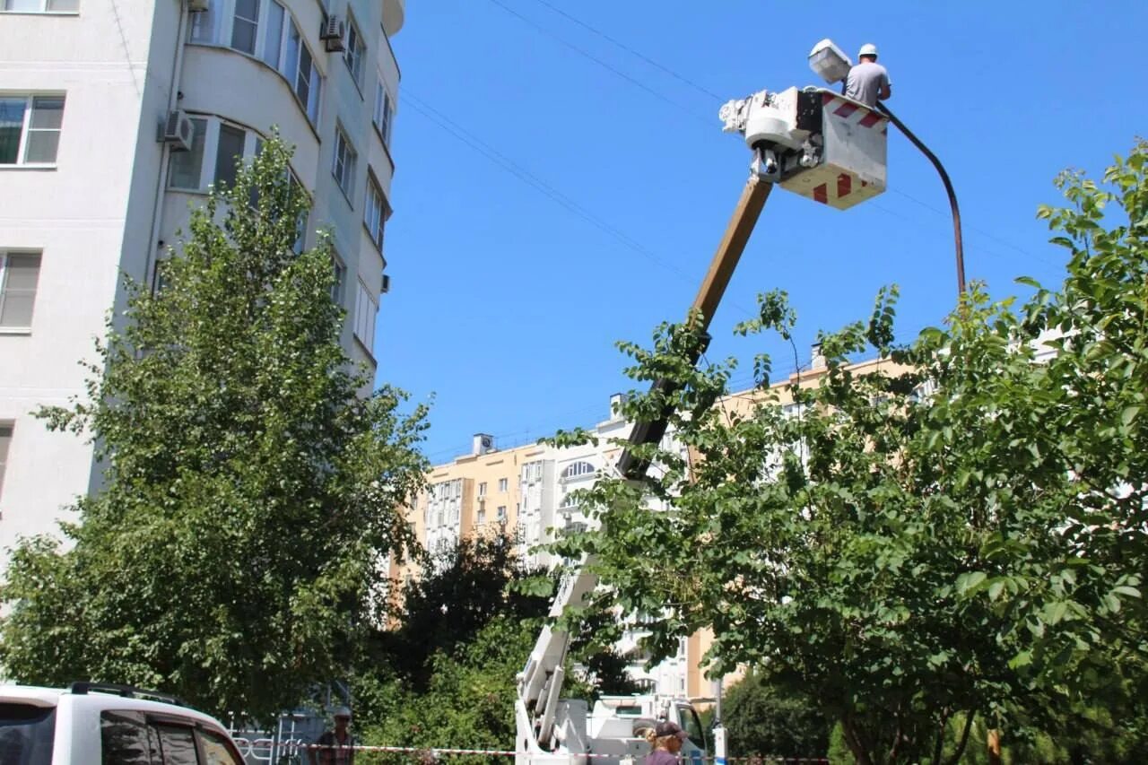 Анапа улица крылова. 12 Микрорайон Анапа. Энергоснабжение домов на улице вишневой. Дерево желаний Анапа. Микрорайоны Анапы.