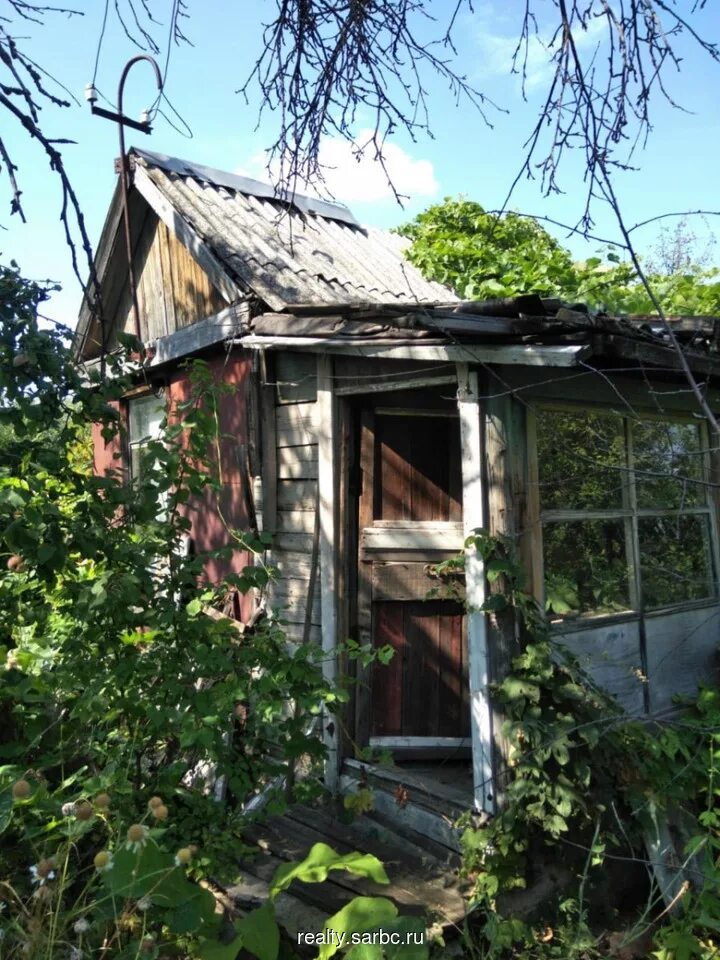 Дом в поливановке саратов. Поливановка Саратов. Заброшенные дома в Поливановке. Заброшенный дома в Поливановке Саратов. Недорогие дачи в Поливановке.