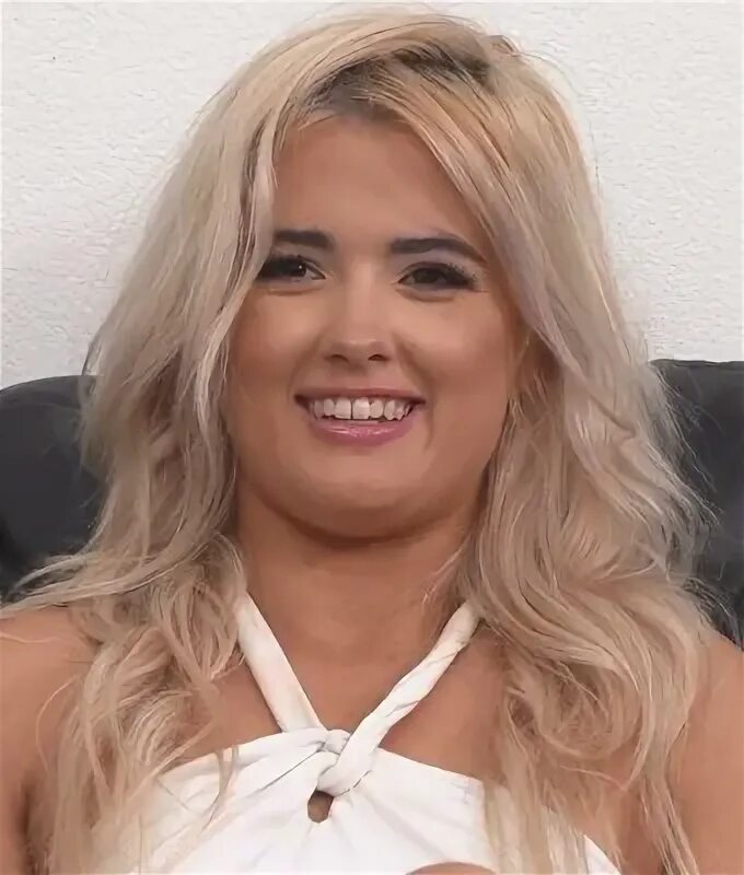 Succubdiana сив. Babybelladiaz. Nicole mariana bahls. Aka nicole. Девочки в бассейне.