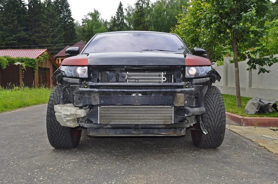 Снять бампер рендж ровер. Рендж ровер спорт без бампера. range rover без бампер. рендж ровер без бампера переднего. ровер 3 без бампера.