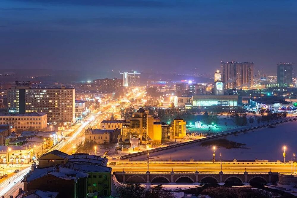 Город челябинск с птичьего полета. Города урала челябинск. Торговый центр синегорье челябинск. Ночной челябинск центр города. Челябинск центр города.