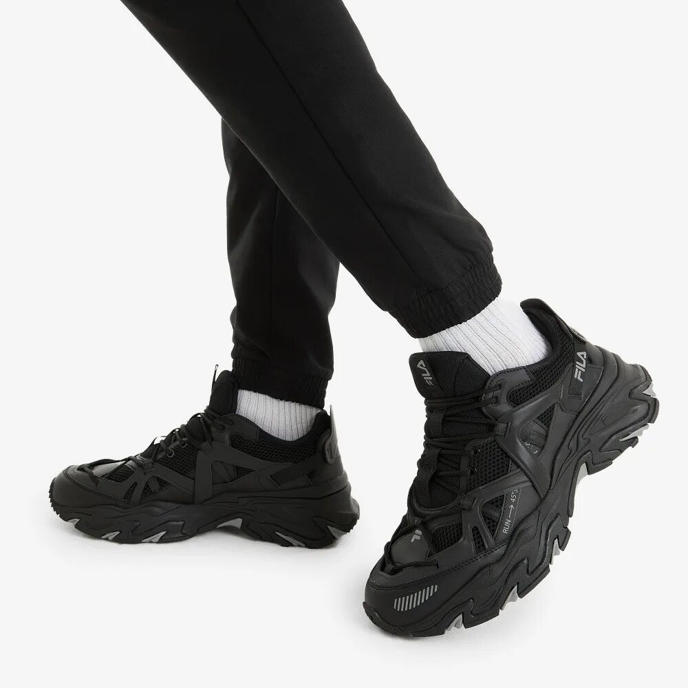 Кроссовки мужские fila trace low. Fila tracer low. Fila trace low m black. Кроссовки trace fila черные. Кроссовки мужские fila trace low m.