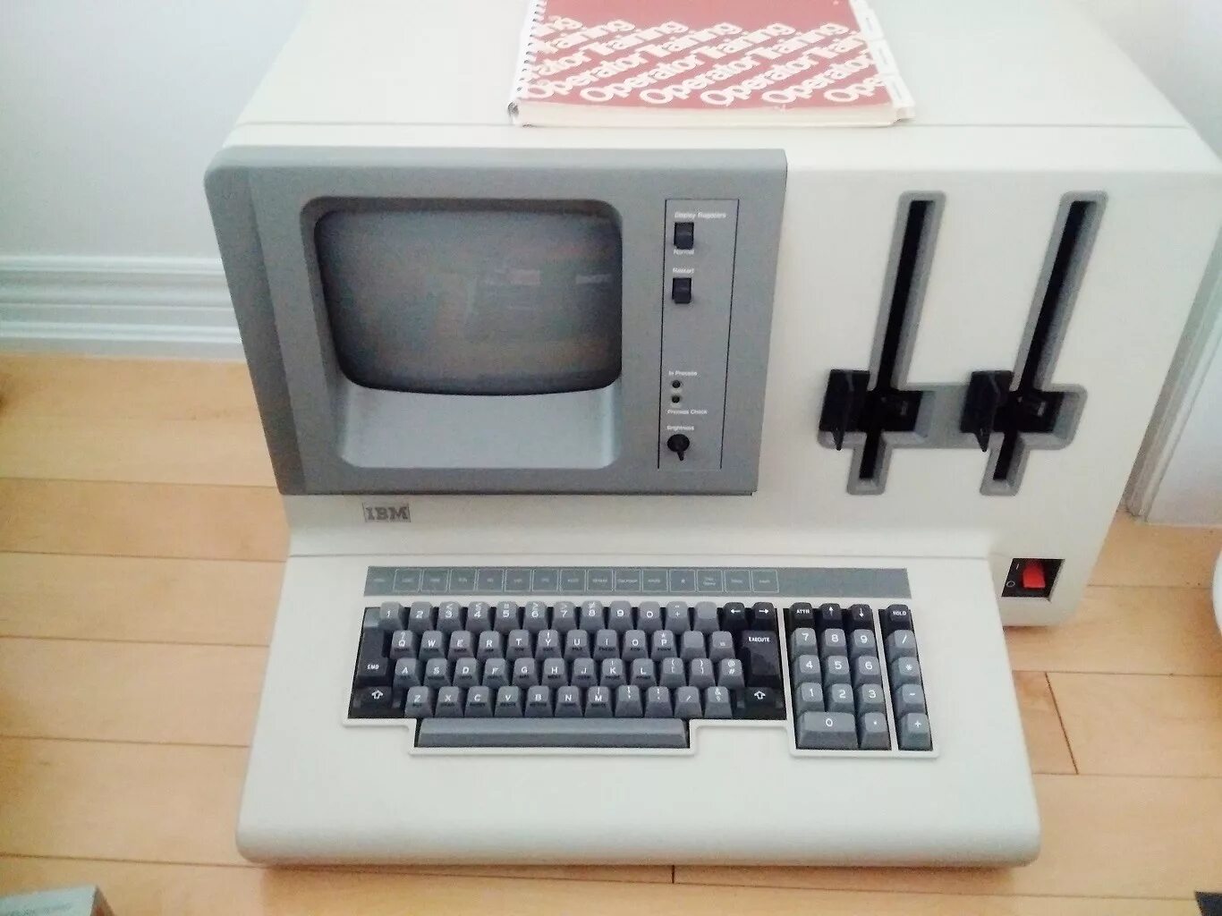 IBM 5120. IBM 5531 Industrial Computer. Моноблок IBM SUREPOS 100. IBM Computer 1980.