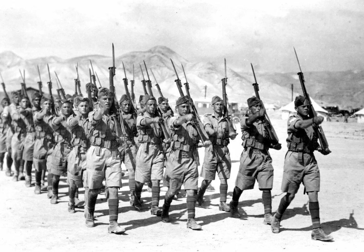 Турция во время первой мировой. Армия Италии во второй мировой войне. Армия Турции во второй мировой войне. Армия Турции 1940. Турецкая армия во второй мировой войне.