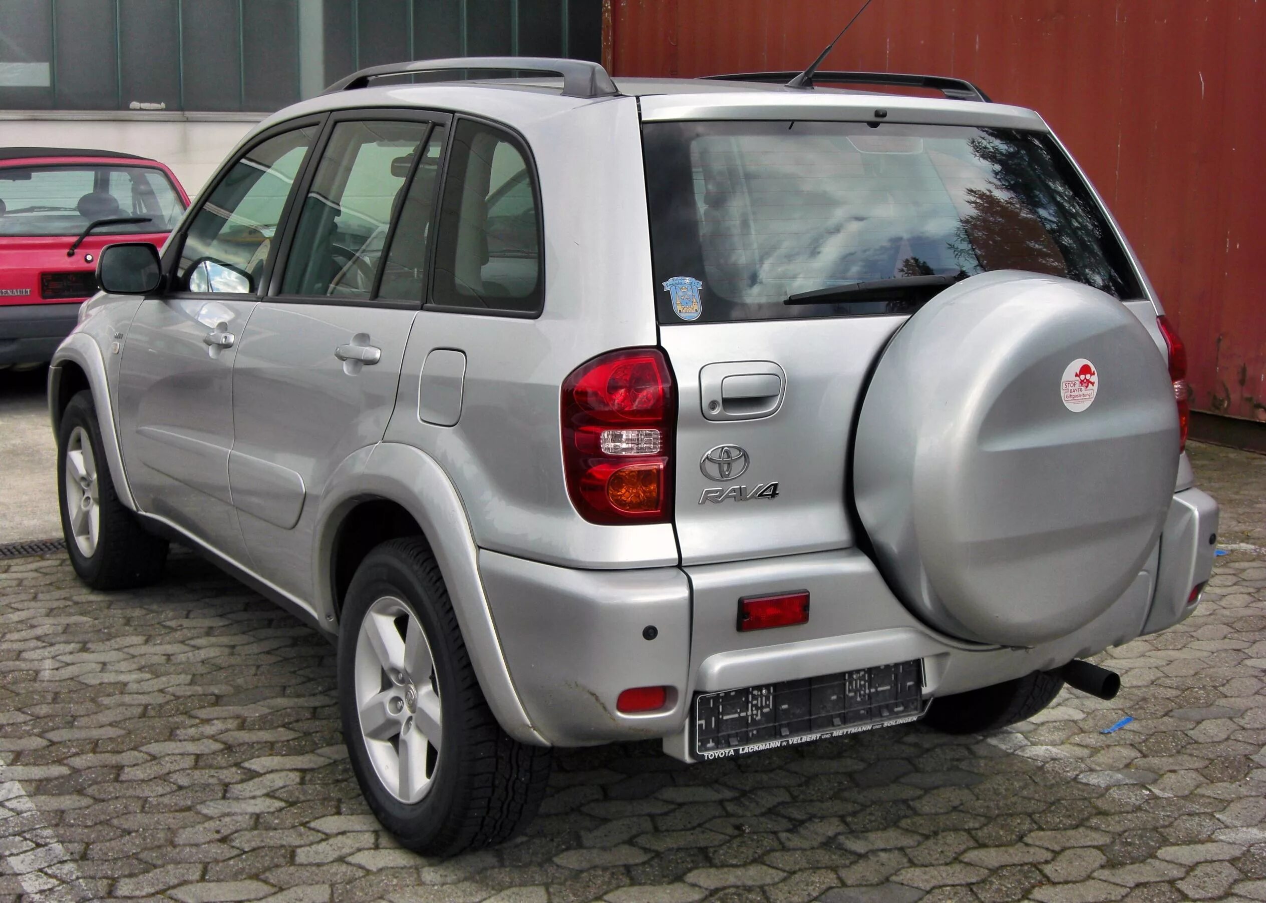 Toyota rav4 2 поколение. Toyota rav4 2001. Toyota RAV 4 II. Тойота рав 4 2001 года.