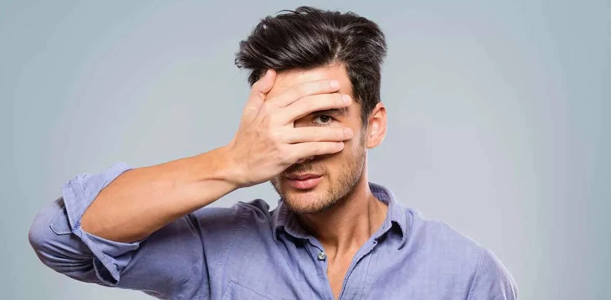 Эгоистичная девушка. Стеснение перед парнем. Стеснительный парень. Соблазнение. Девушка ботаник.