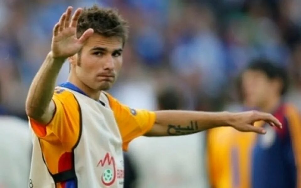 Бенгкулу муту. Adrian Mutu Euro 2008. Италия Румыния Euro 2008.