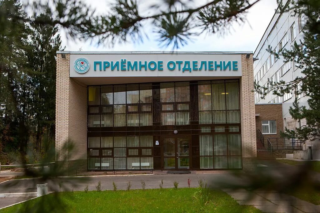 всеволожская клиническая межрайонная больница, всеволожск. всеволожский кмб записаться. всеволожск я больница всеволожская клиническая межрайонная больница. гбуз ло «всеволожская кмб. поликлиника всеволожской клинической межрайонной больницы.