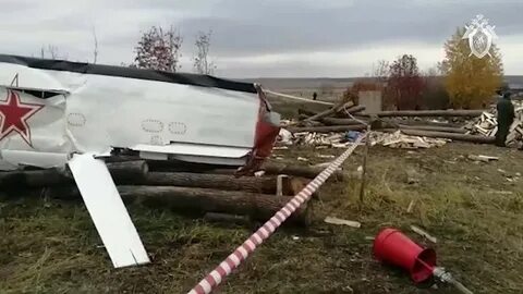 Упавший самолет вчера