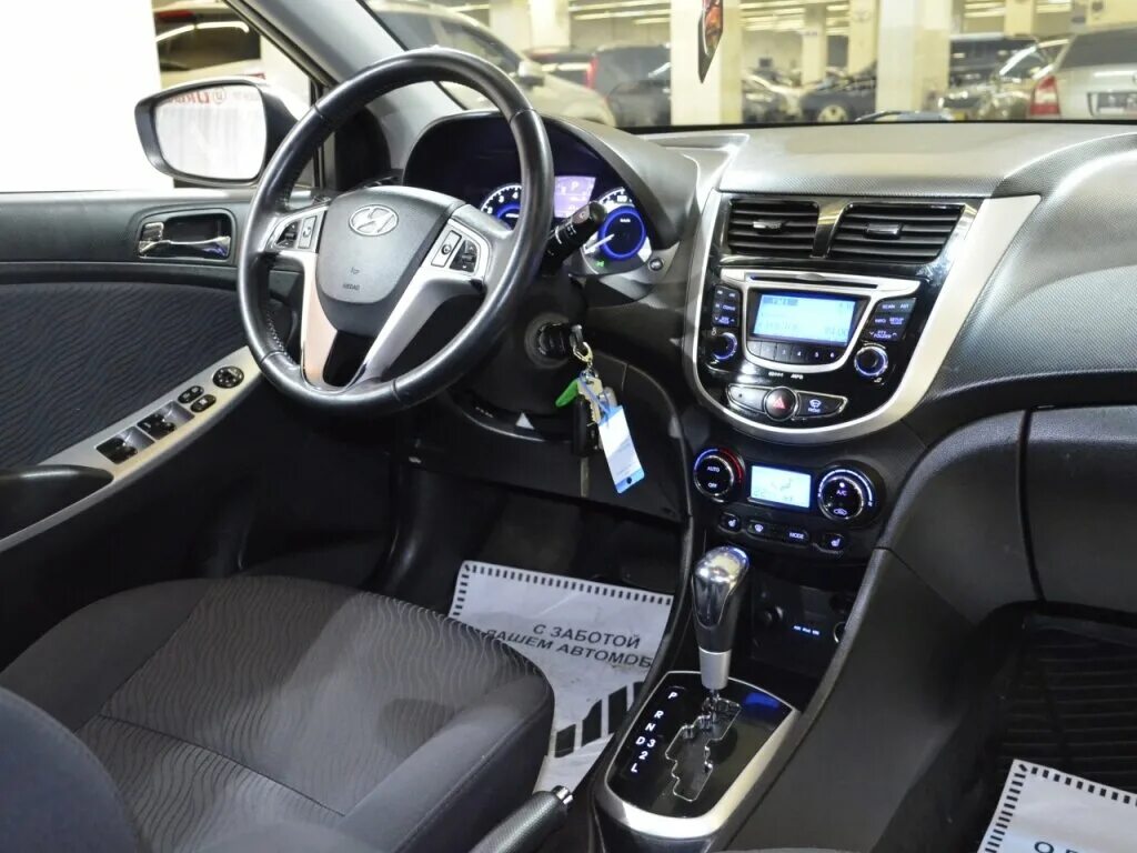 Хендай солярис 2014 1. 6. Hyundai solaris 2015 автомат. Солярис 2015 1. Хёндай солярис 2014 комплектации.