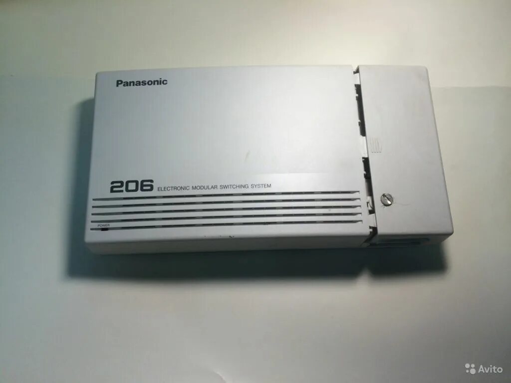 Мини атс kx. Мини АТС KX-t206. АТС Panasonic KX-t206ru. Panasonic 206 АТС. Мини АТС Панасоник 206.