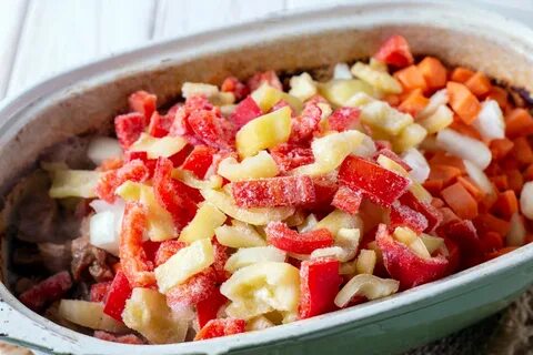 Мясо с луком болгарским перцем