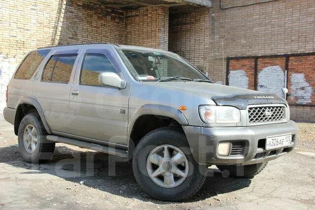 Nissan terrano 2001. Ниссан террано 2001 года. Nissan terrano 2 2000. Nissan terrano 2001. Террано 2001.