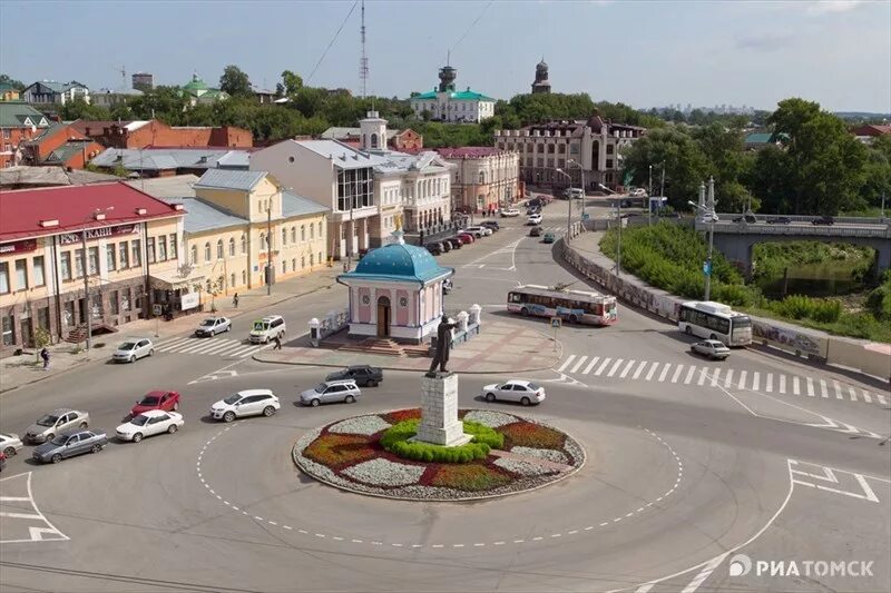 Камеры города томска. Площадь Ленина Томск. Томск Центральная площадь. Город Томск Главная площадь. Томск улица Ленина.