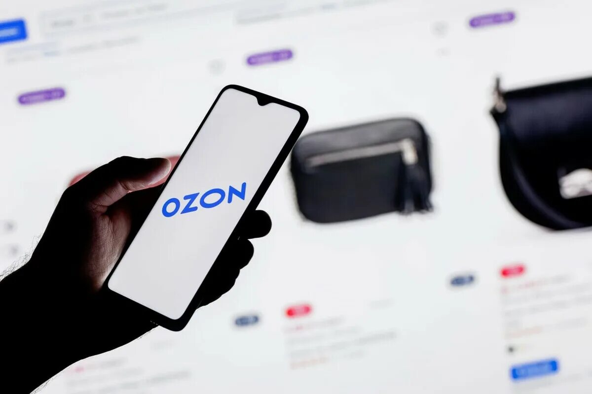 Ищет ли озон по фото. Озон профит. OZON Bank logo. OZON 3d logo. Брендбук Озон.