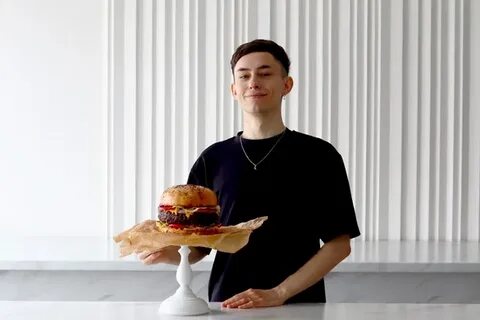 Костюченко кондитер