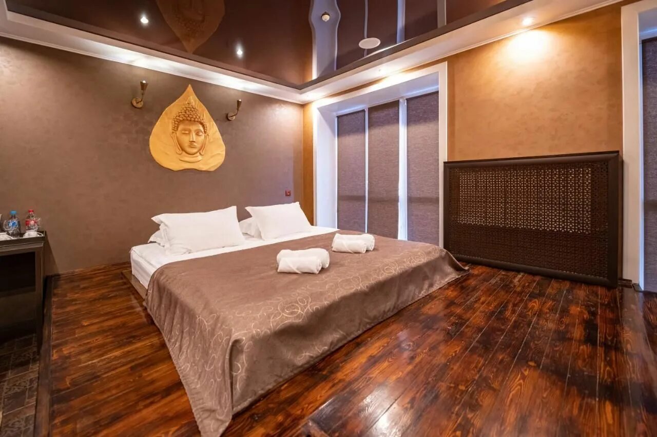 Гостиница пилот в хабаровске. Пилотов, 4, хабаровск. Пилотов 4 хабаровск. Отель пилот. Отель пилот хабаровск снаружи.