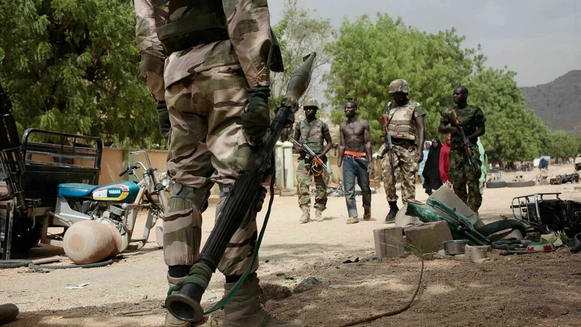 Нападение на источник. Атака Боко-харам в Нигерии. Нигерия банды Боко харам. Террористическая группировка Боко харам.