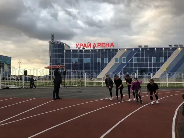 Северный урай. Стадион нефтяник урай. спорткомплекс старт урай. урай арена ледовый дворец. город урай нефтяник.