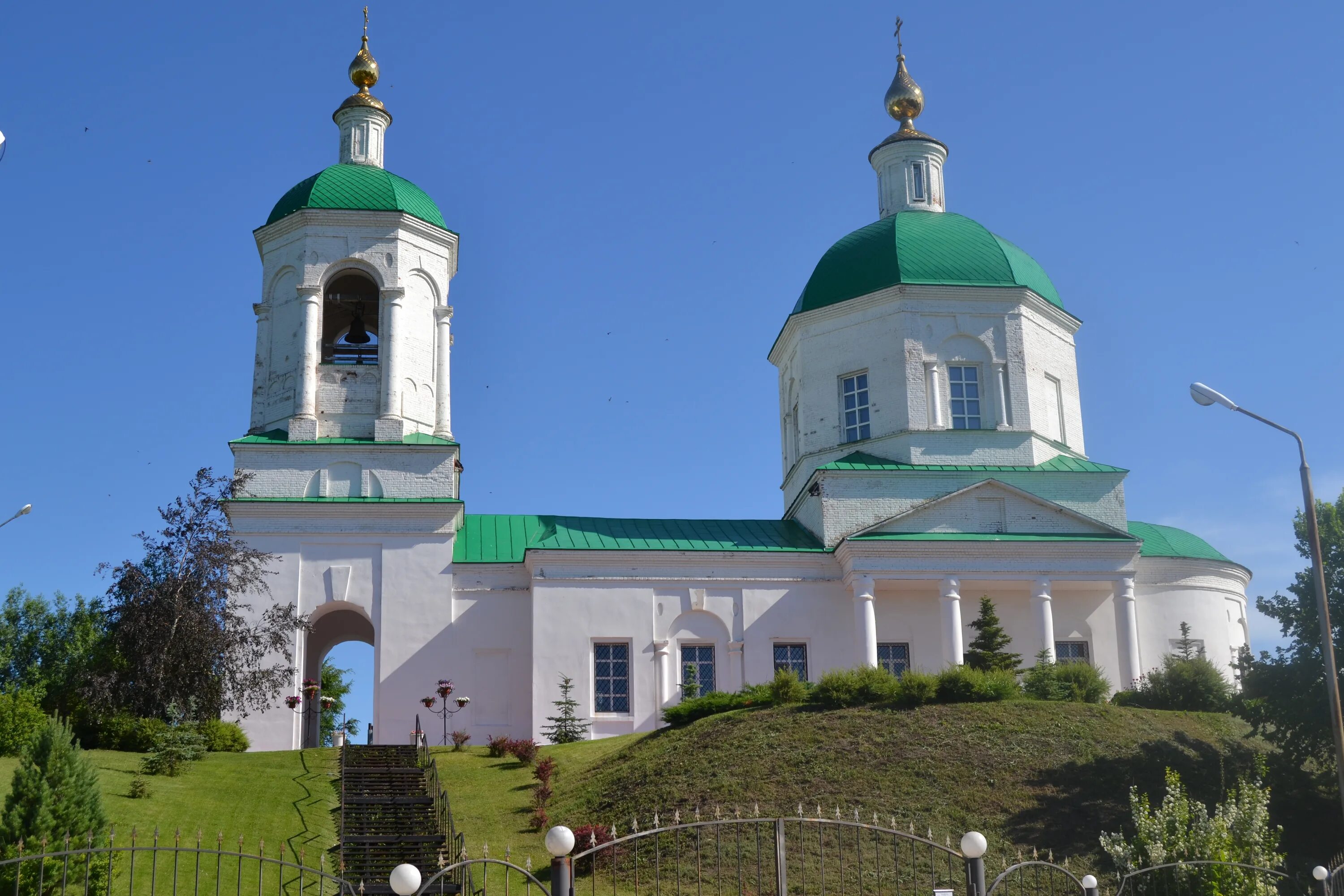 Храм архангела михаила с михайловка саратовская область. Храм архангела михаила саратов. Храм михаила архангел михайловка саратов. Храм михаила архангела (михайловка). Церковь архангела михаила михайловка саратовская область.