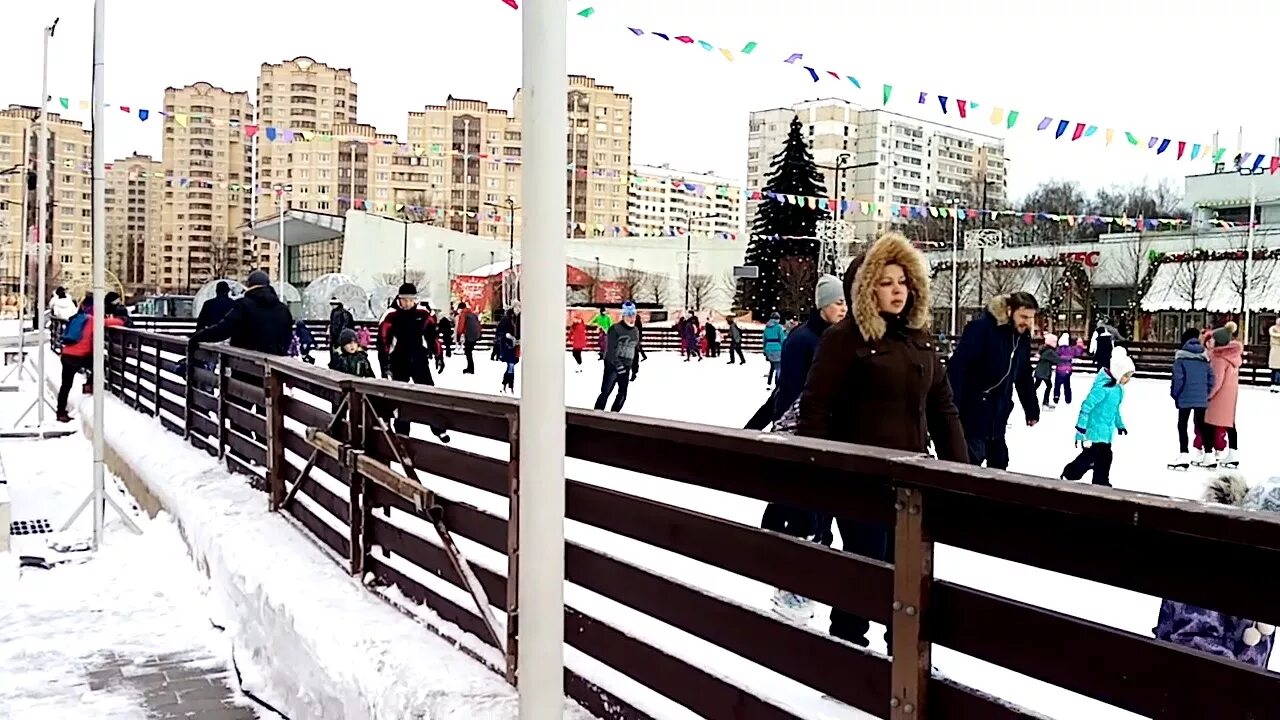 Каток Юность Зеленоград. Площадь юности Зеленоград. Каток на площади юности Зеленоград 2022. Катки в Зеленограде 2022. Каток на юности зеленоград