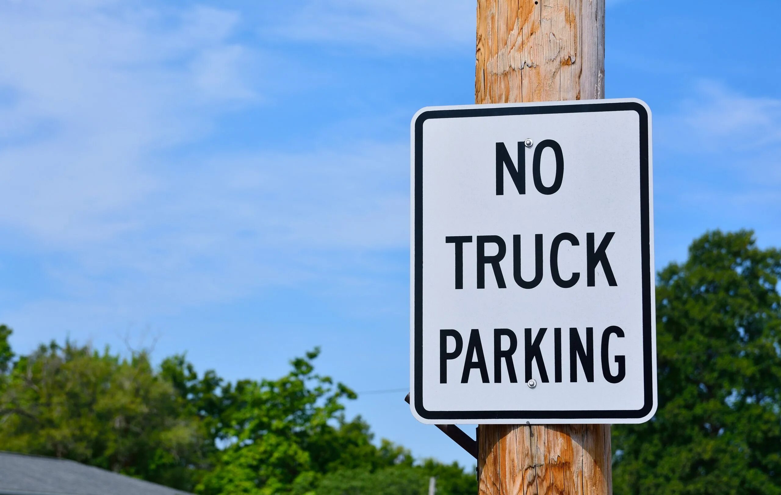 Бан таун. Parking sign Truck. Truck parking only. Trailer Park sign. Semi Truck parking from above.