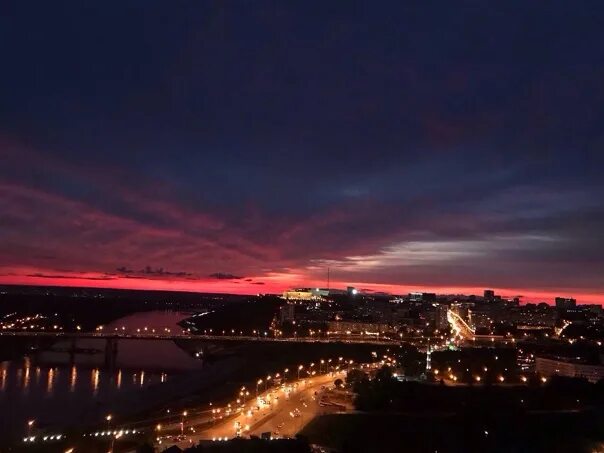 Уфа город вечер. Рассвет памятник салавату уфа. Закат уфа. Красивый закат уфа. Памятник салават юлаев рассвет.