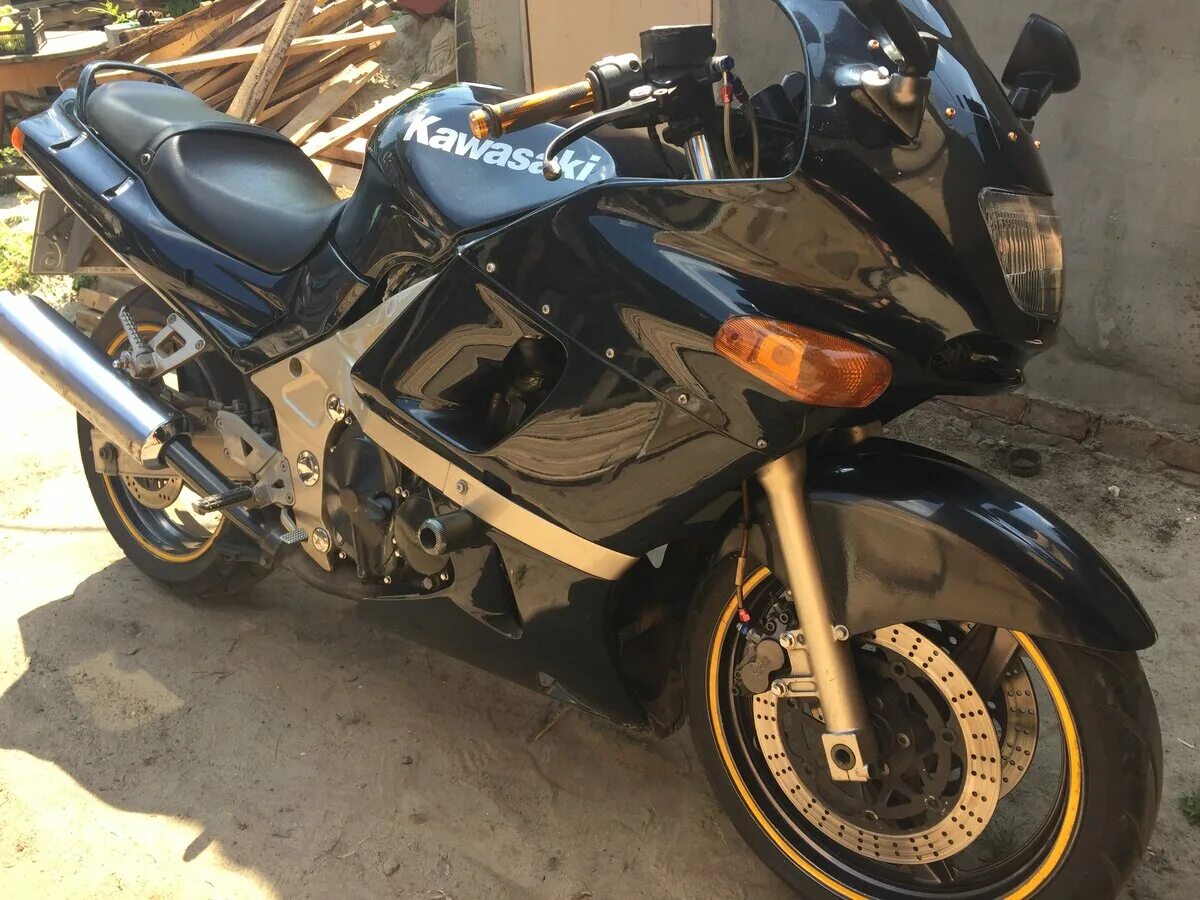Kawasaki zzr 400 2. Kawasaki zzr 400. Кавасаки ззр 2. Кавасаки ззр 400. Kawasaki zzr 400 2.