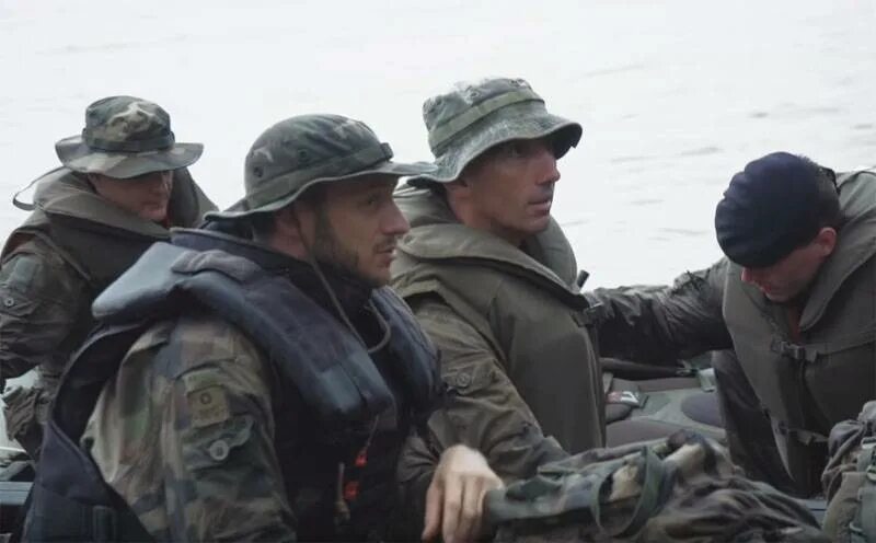 Служу франции